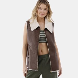 brown Faux Leather Vest with Faux Shearling Lining. NWT size S/M oversized